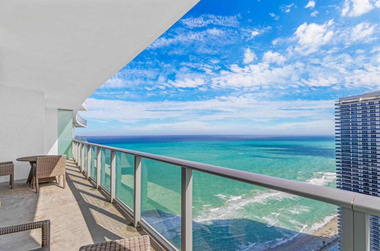 Seashore Resort - 2 Bedroom Right On The Beach Direct Ocean-View With Amenities On The Rooftop Голлівуд Екстер'єр фото